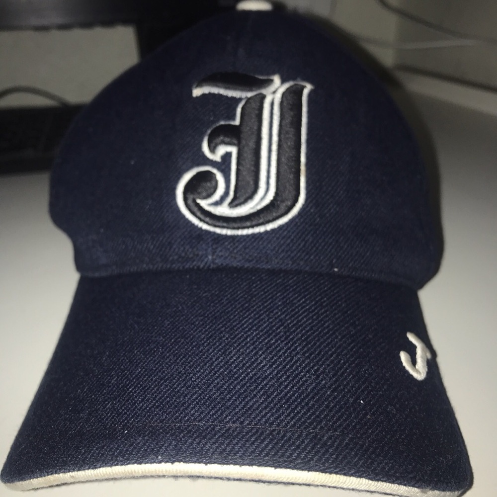DH hat - Picture 2 of 3